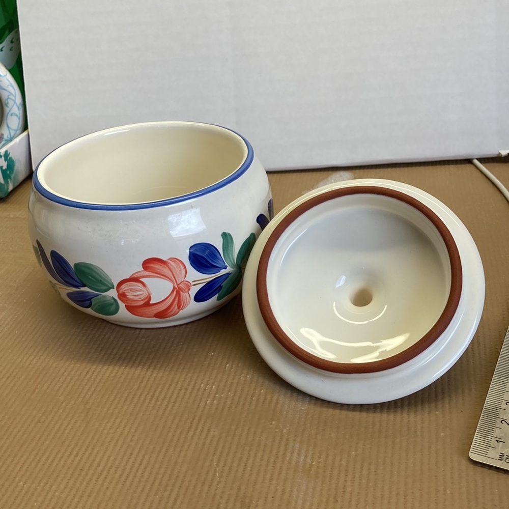 Hungarian pottery bowl - Picture 3 of 7